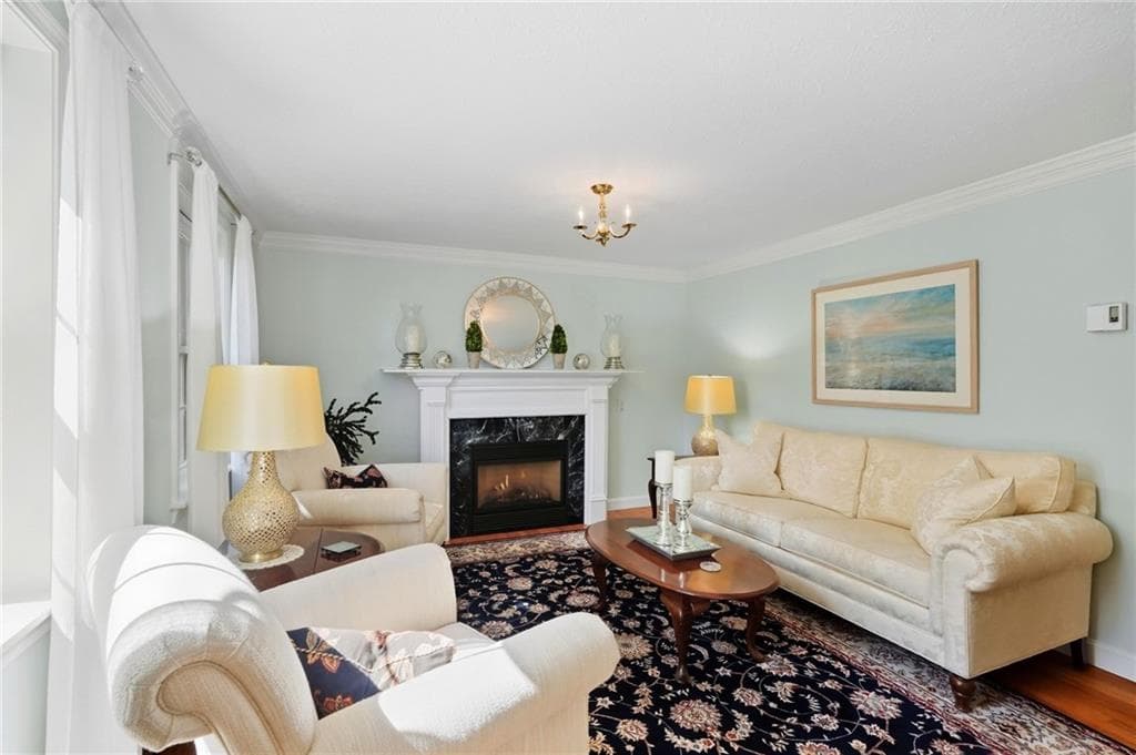 Single Family Residence at 136 Briarwood Drive, South Kingstown, photo 13 of 43