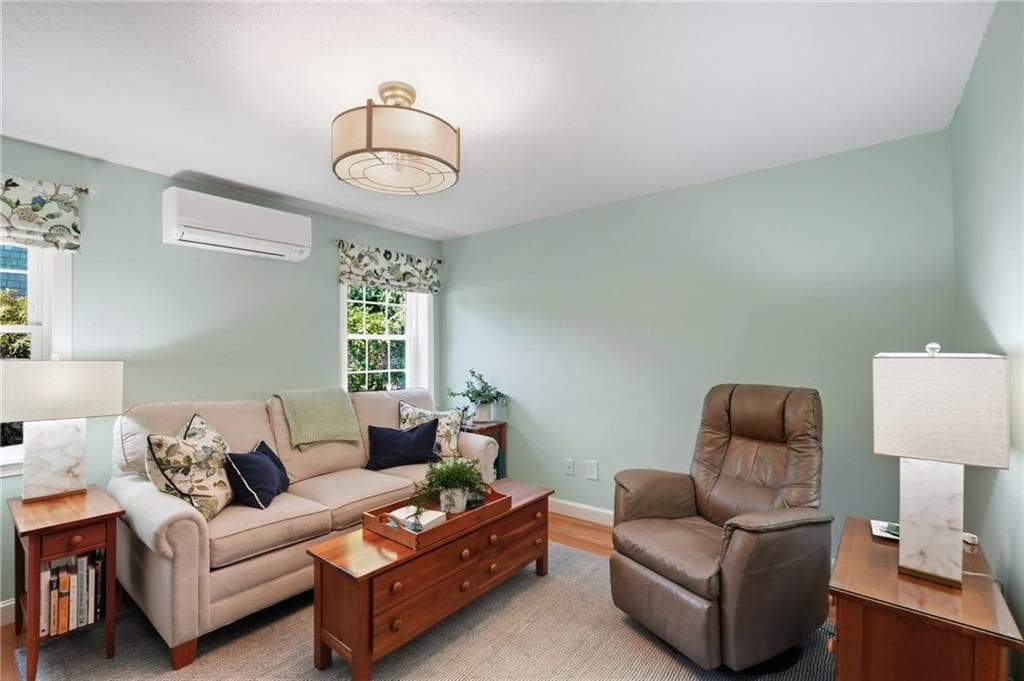 Single Family Residence at 136 Briarwood Drive, South Kingstown, photo 17 of 43