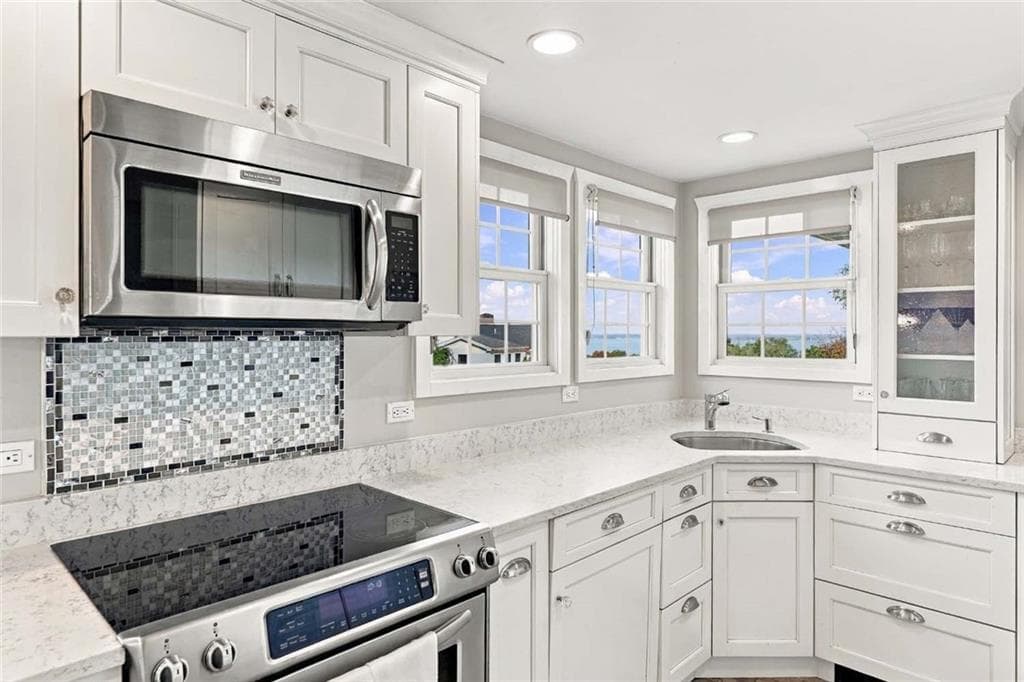Single Family Residence at 3 Ocean View Avenue, Tiverton, photo 23 of 45