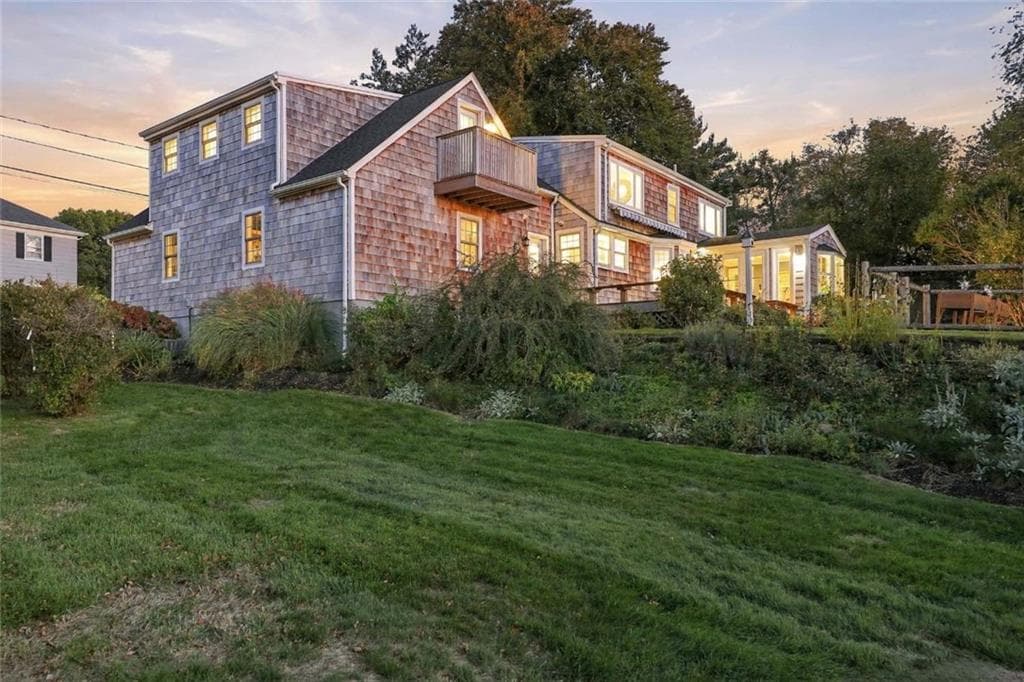 Single Family Residence at 3 Ocean View Avenue, Tiverton, photo 3 of 45