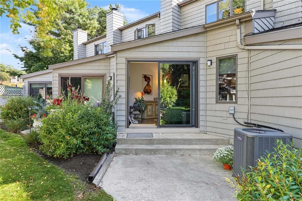 74 Sea Breeze Lane