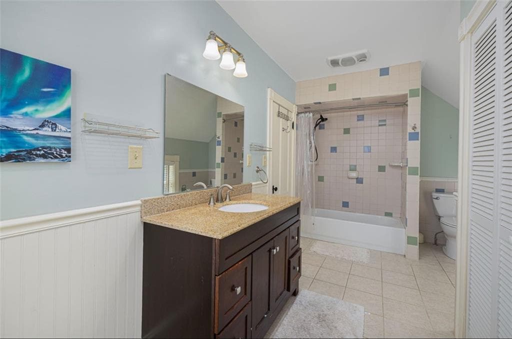 Single Family Residence at 230 Martin Street, East Providence, photo 24 of 39