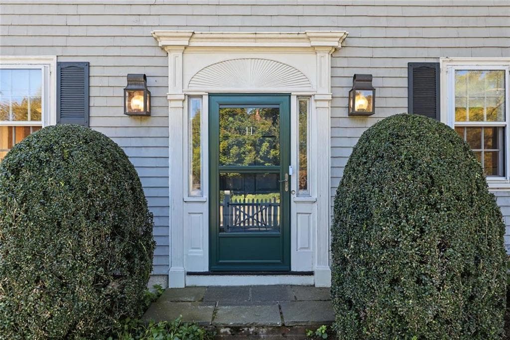 Single Family Residence at 11 Intervale Road, Providence, photo 3 of 50
