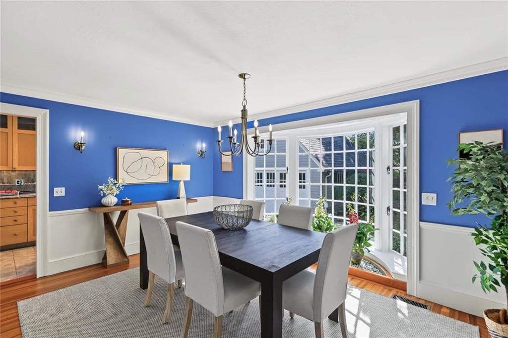 Single Family Residence at 11 Intervale Road, Providence, photo 15 of 50