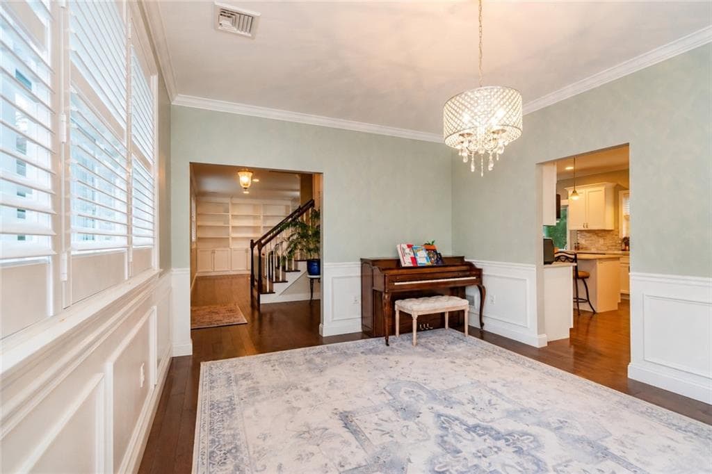 Single Family Residence at 8 Winterberry Road, Lincoln, photo 9 of 50