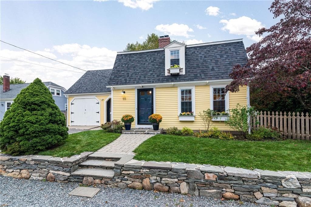 Single Family Residence at 55 Miller Avenue, East Providence, photo 2 of 47