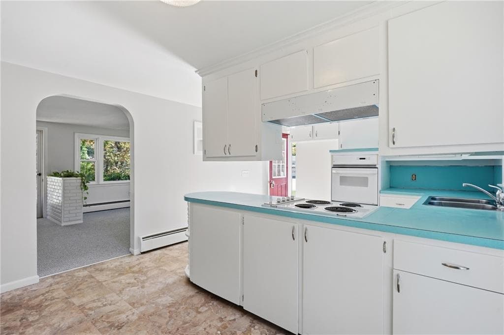 Single Family Residence at 73 Pequot Trail, East Greenwich, photo 10 of 35