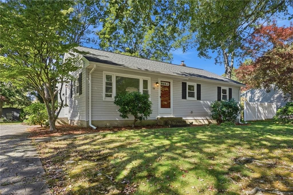 Single Family Residence at 73 Pequot Trail, East Greenwich, photo 35 of 35