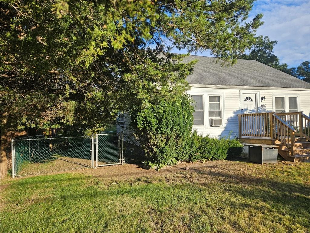Single Family Residence at 207 Old County Road, Smithfield, photo 10 of 12