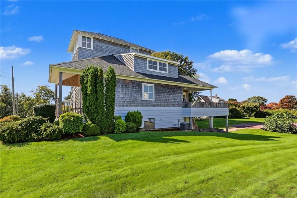 Single Family Residence at 43 Atlantic Street, South Kingstown, photo 4 of 50
