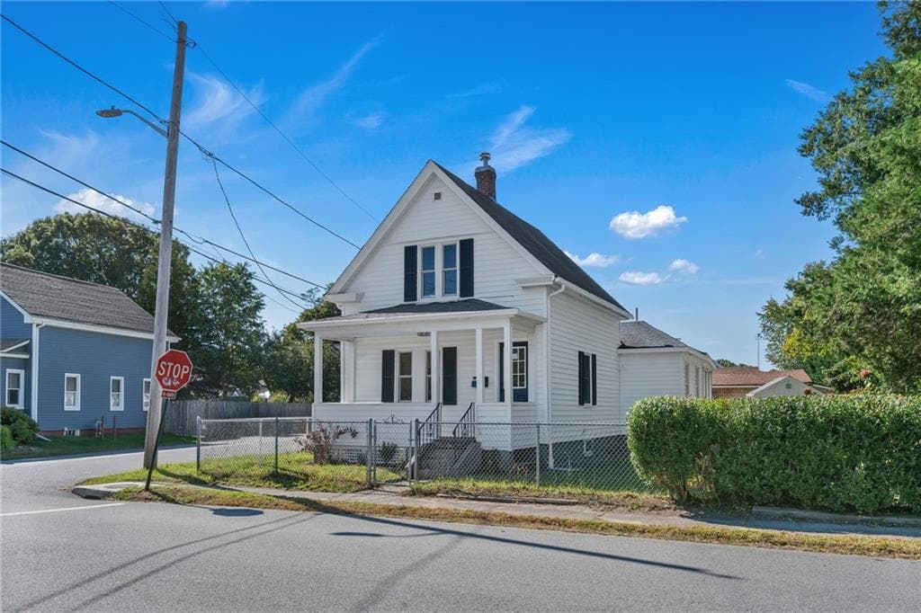 Single Family Residence at 30 Read Street, East Providence, photo 2 of 36