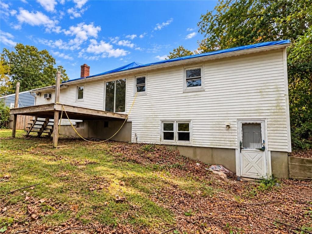 Single Family Residence at 89 Cushing Road, Warwick, photo 5 of 16