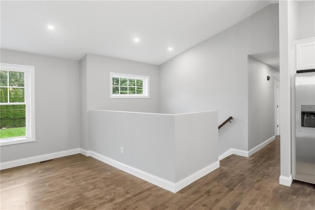 Single Family Residence at 27 MELODY Lane, Johnston, photo 2 of 16