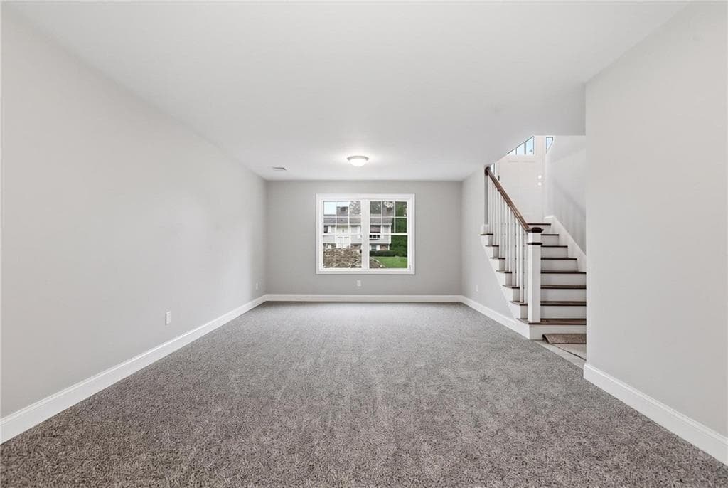 Single Family Residence at 27 MELODY Lane, Johnston, photo 13 of 16