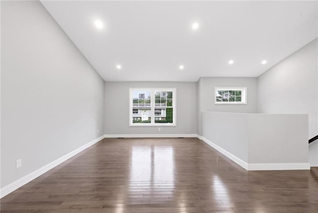 Single Family Residence at 27 MELODY Lane, Johnston, photo 3 of 16