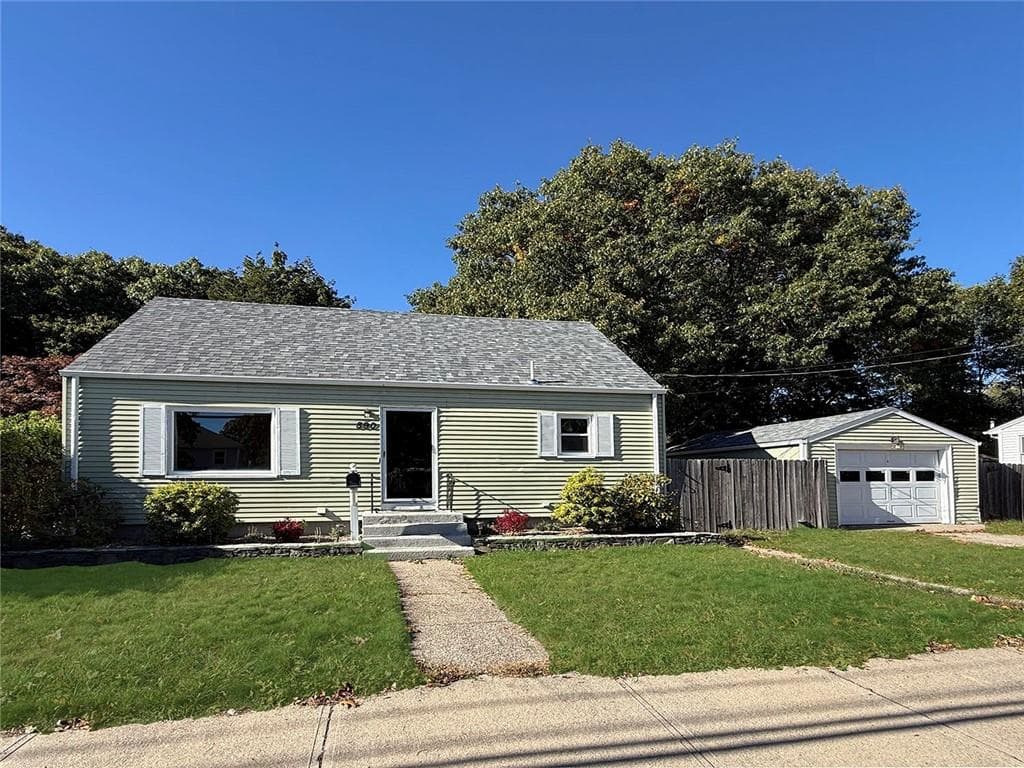 Single Family Residence at 890 Cottage Street, Pawtucket, photo 2 of 24