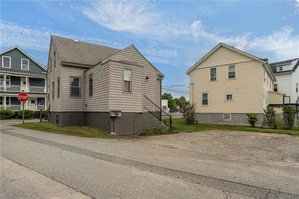 Single Family Residence at 169 Child Street, Warren, photo 28 of 30