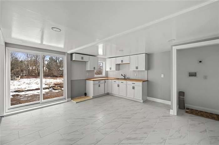 Multi Family at 49 laurel Street, Hopkinton, photo 4 of 20