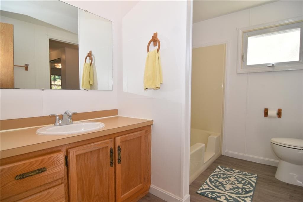 Single Family Residence at 13 Comfort Lane, South Kingstown, photo 16 of 25
