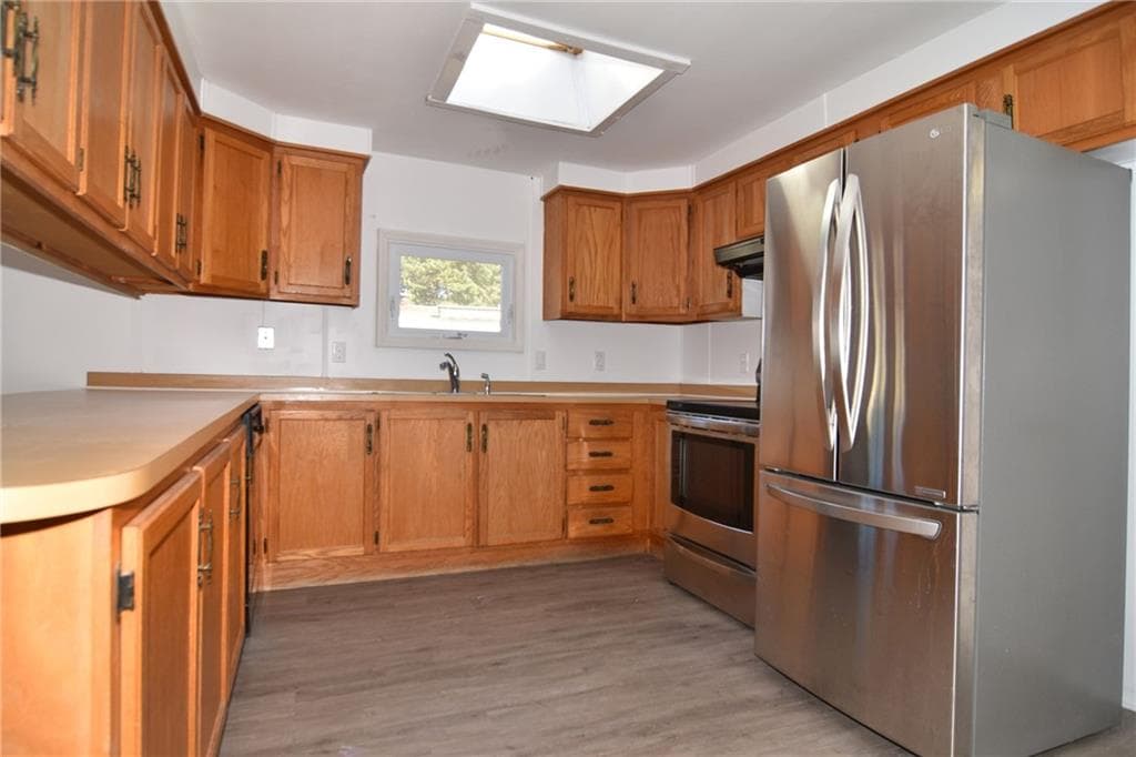 Single Family Residence at 13 Comfort Lane, South Kingstown, photo 7 of 25