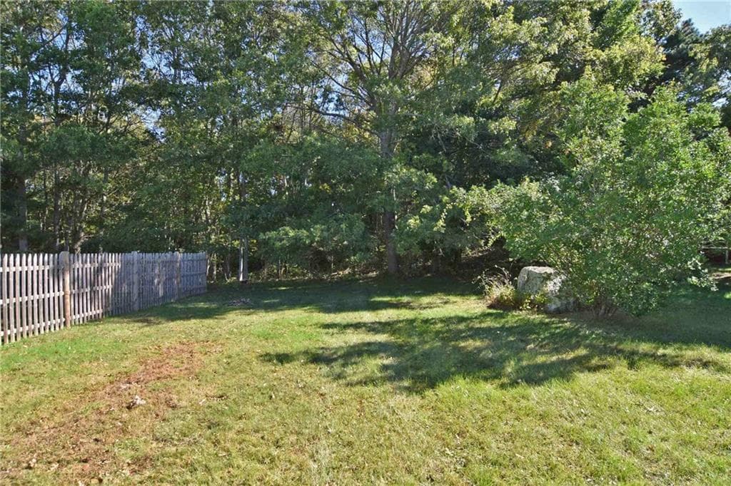 Single Family Residence at 13 Comfort Lane, South Kingstown, photo 24 of 25
