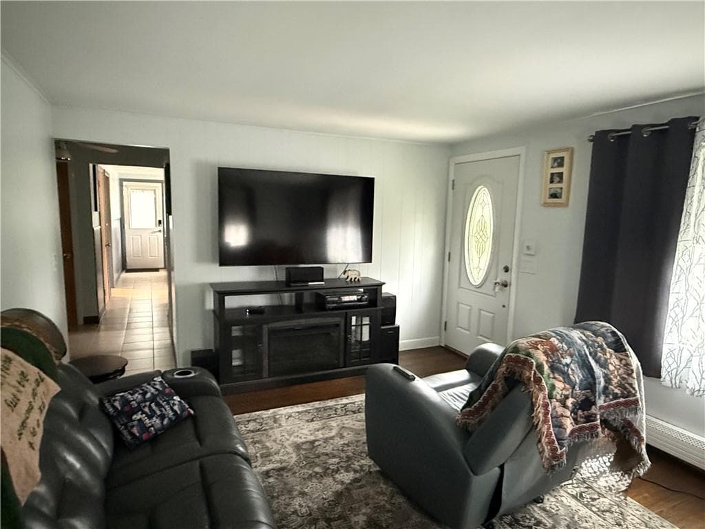 Single Family Residence at 16 Madison Avenue, Cranston, photo 5 of 21