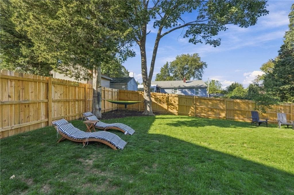 Single Family Residence at 32 San Miguel Drive, Bristol, photo 32 of 40