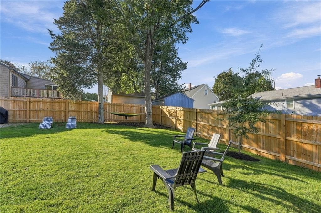 Single Family Residence at 32 San Miguel Drive, Bristol, photo 31 of 40