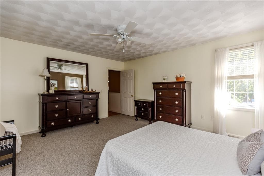 Single Family Residence at 15 Primrose Drive, Cranston, photo 18 of 40