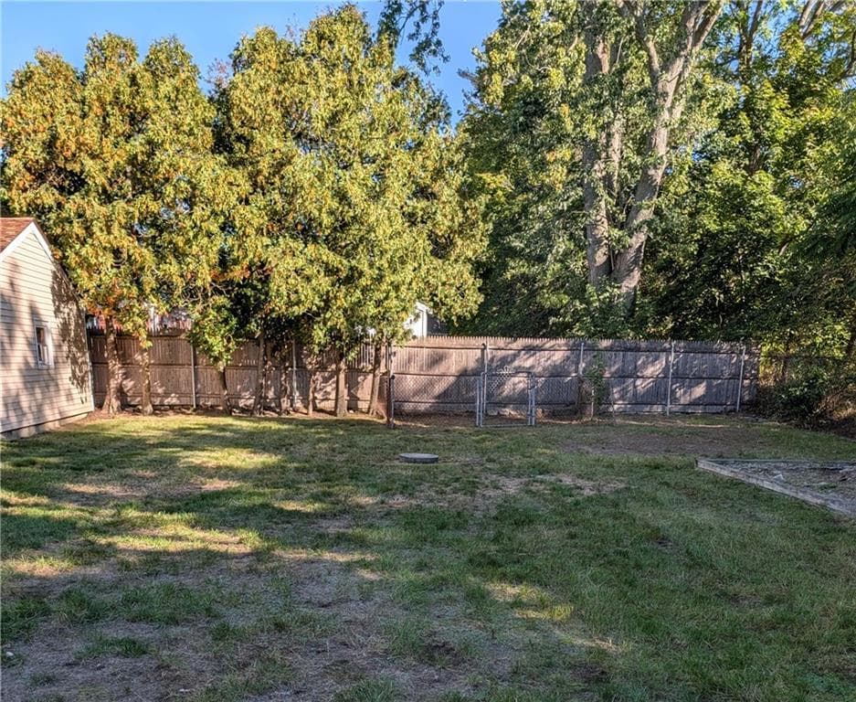 Single Family Residence at 46 Errol Street, Warwick, photo 5 of 49
