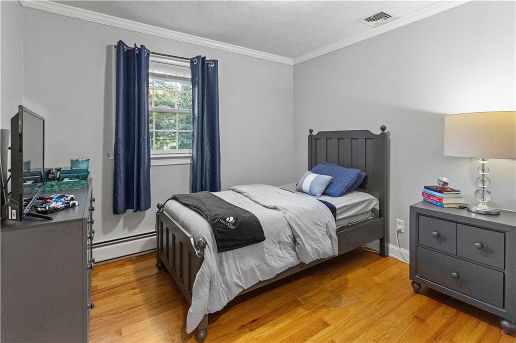 Single Family Residence at 22 Gilbert Stuart Drive, Warwick, photo 20 of 34
