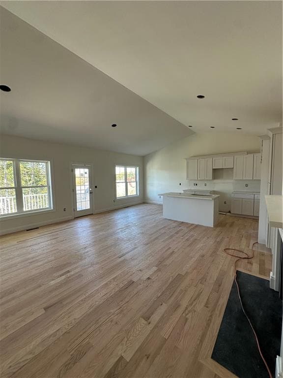 Single Family Residence at 7 Wyndham Way, North Kingstown, photo 10 of 12