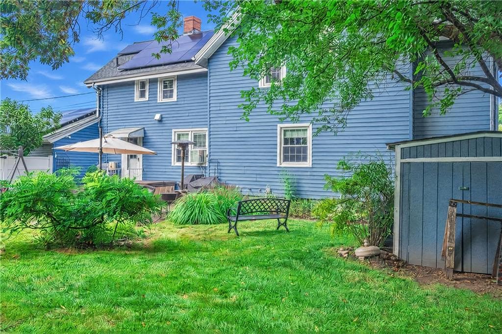 Single Family Residence at 1502 Mendon Road, Woonsocket, photo 5 of 32