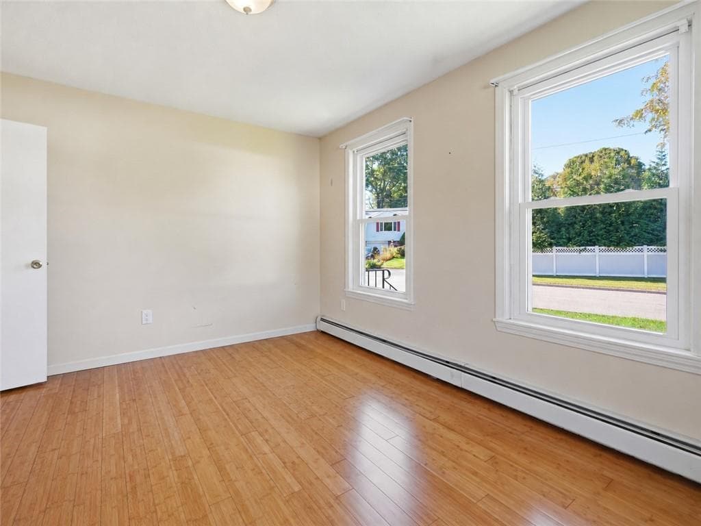 Single Family Residence at 2 Surrey Drive, Westerly, photo 16 of 36