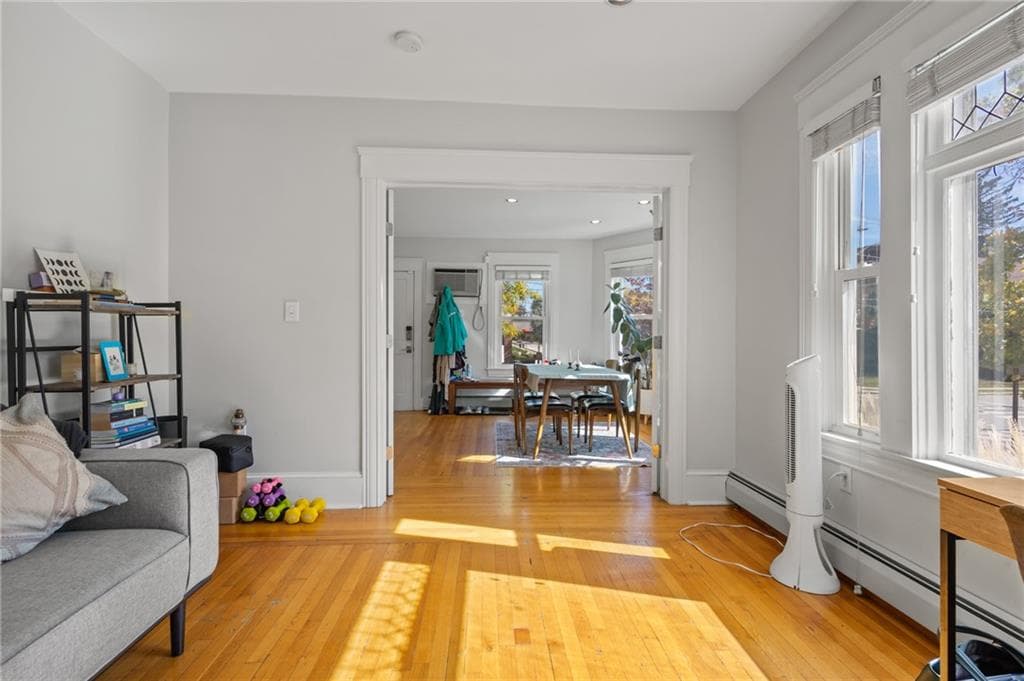 Multi Family at 130 elmgrove Avenue, Providence, photo 17 of 42