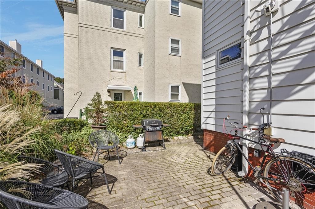 Multi Family at 130 elmgrove Avenue, Providence, photo 41 of 42