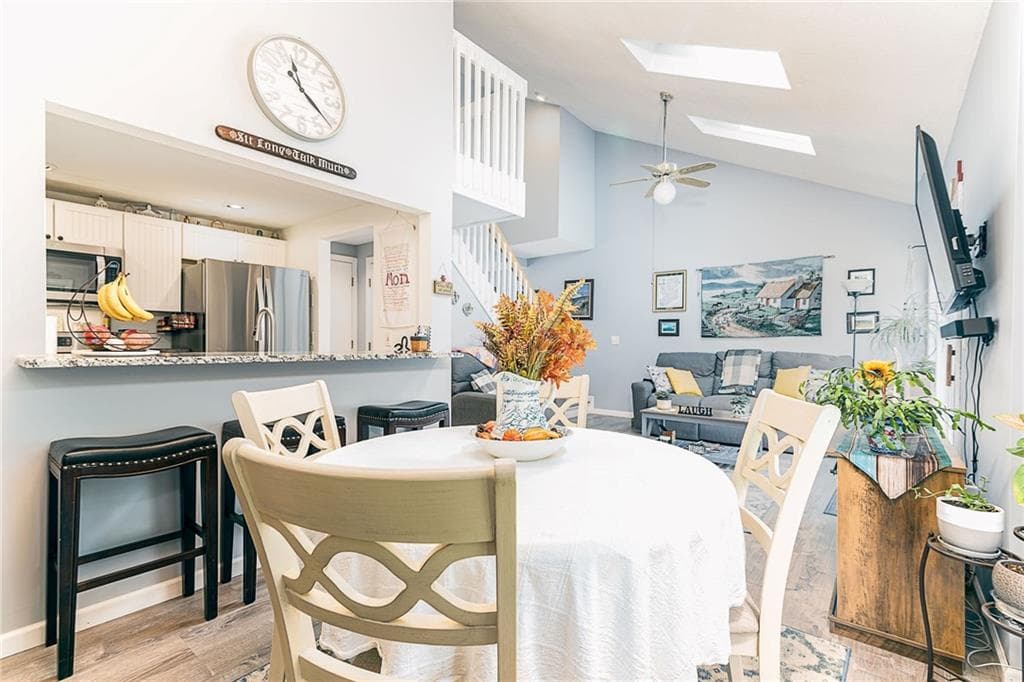 Condominium at 18 Acorn Court UNIT F2, South Kingstown, photo 13 of 33