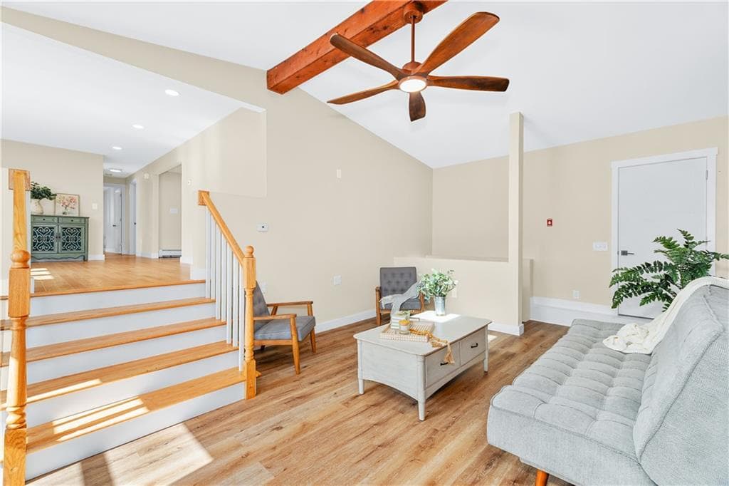 Single Family Residence at 327 Shamrock Drive, Warwick, photo 9 of 29