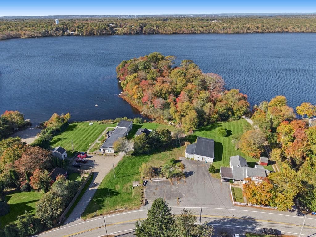 Single Family Residence at 1031 1023 Old Stafford Road, Tiverton, photo 23 of 27