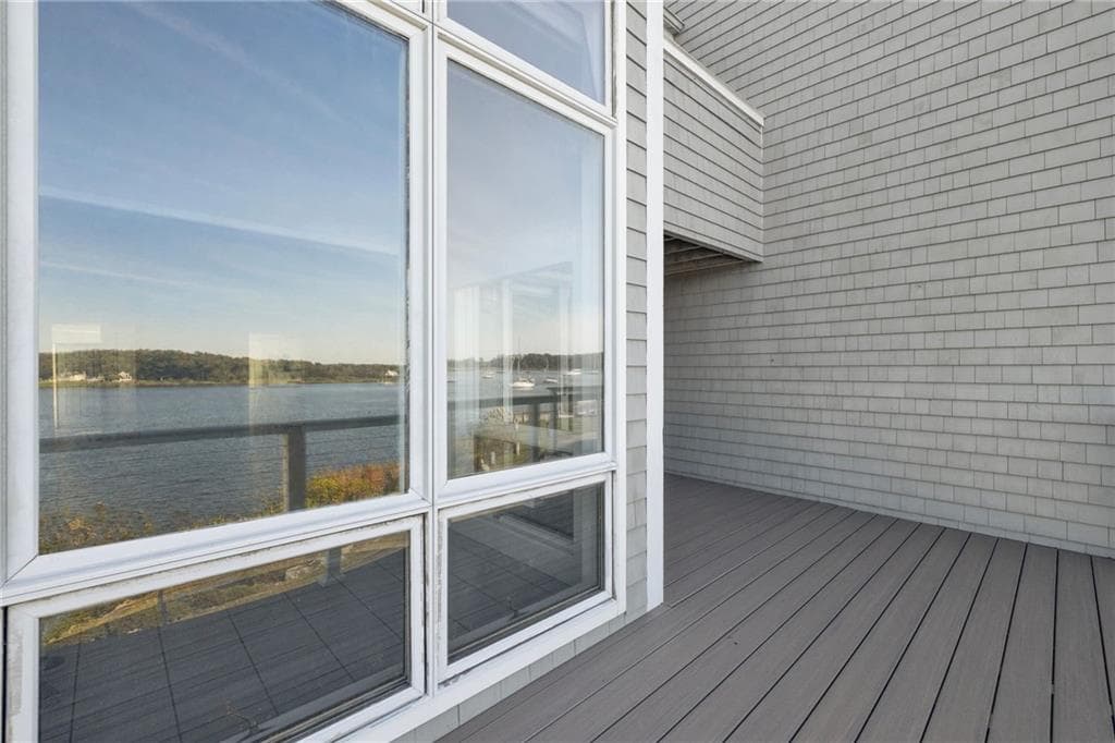 Condominium at 9 Poppasquash Road, Bristol, photo 21 of 49