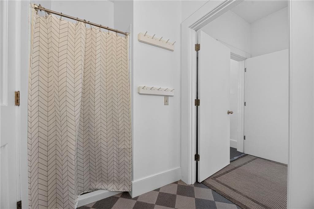 Commercial at 19 Narragansett Avenue, Jamestown, photo 25 of 26
