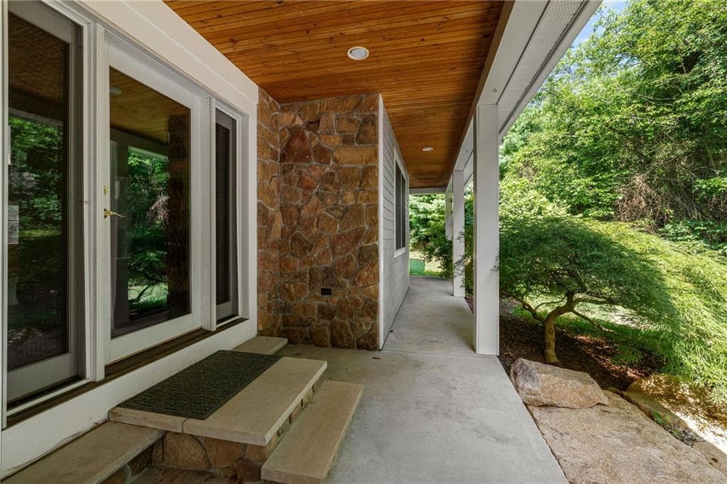 Single Family Residence at 900 South Road, East Greenwich, photo 7 of 49