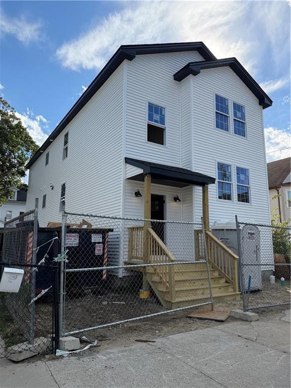 352 Willard Avenue