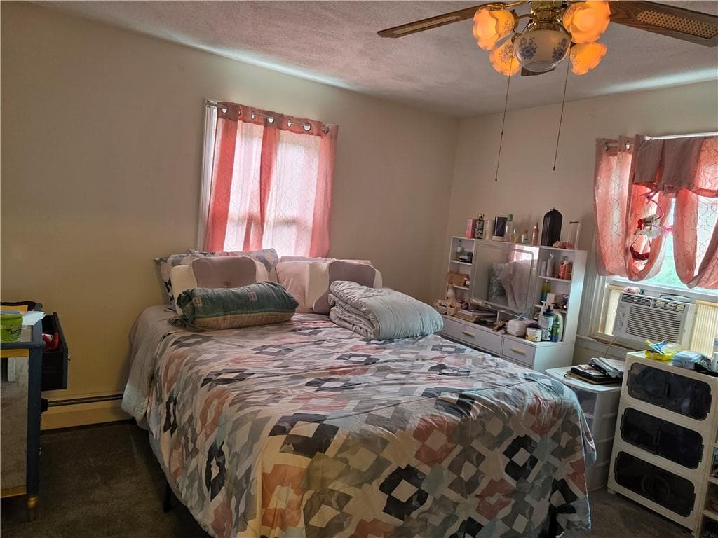 Single Family Residence at 4 Heritage Circle, Johnston, photo 16 of 23