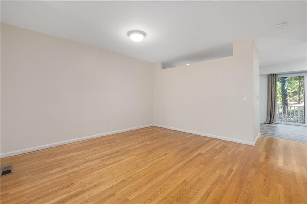Condominium at 203 Dean Ridge Court, Cranston, photo 9 of 36
