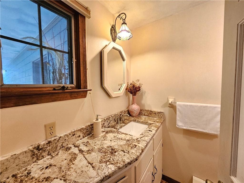 Single Family Residence at 3 Kirker Drive, East Greenwich, photo 35 of 48