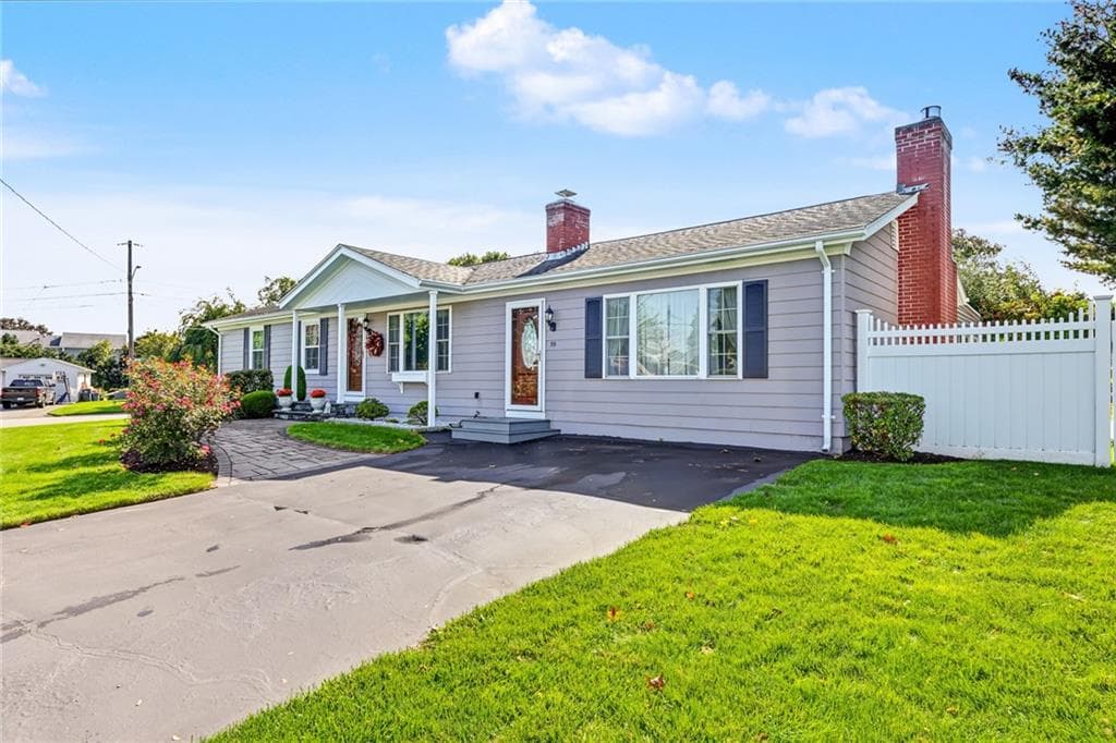 Single Family Residence at 55 Frances Drive, Cranston, photo 11 of 40