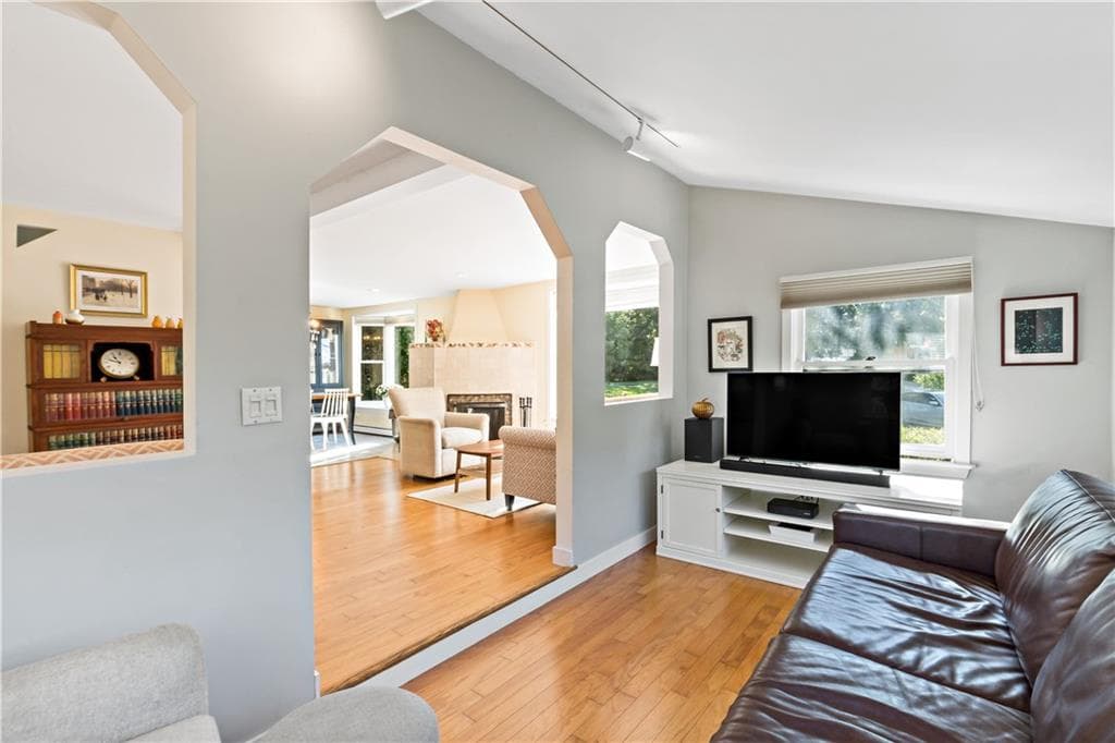 Single Family Residence at 77 Cliff Drive, Bristol, photo 13 of 45
