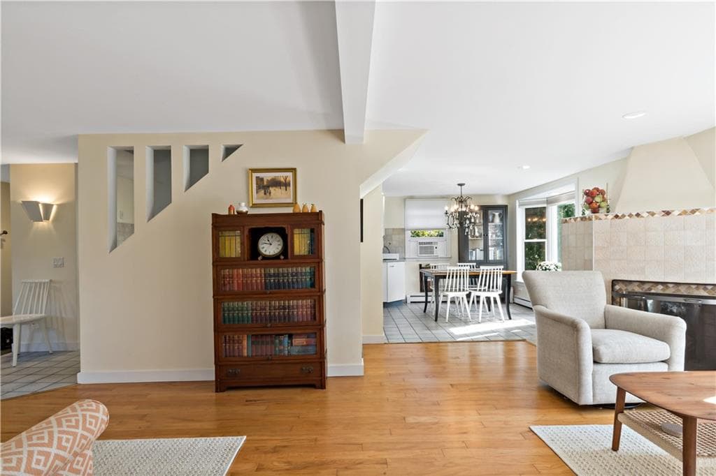 Single Family Residence at 77 Cliff Drive, Bristol, photo 5 of 45