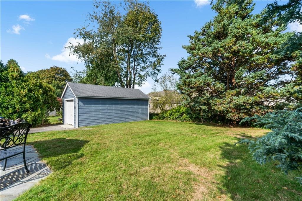 Single Family Residence at 77 Cliff Drive, Bristol, photo 41 of 45